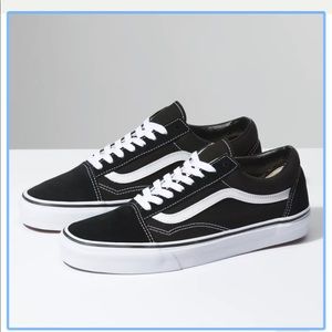 Vans Women’s Old Skool Black & White